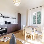 62 Carnot Lot 6 - Appartement Renove - Climatise - 2 Chambres Suites