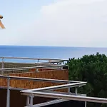Studio Grande Terrasse Et Vue Mer, Tres Calme
