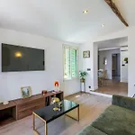 Bright 3 Rooms Apartment Close To Place Massena