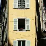 Place Rossetti - Charming Apartment