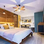 Loft Moderne Et Familial- Port De Nice - 2 Chambres- Parking - Climatisation
