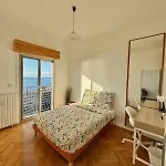 Vue Panoramique, Et Promenade A Pied Nice