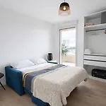 Apartment Luxury With Balcony & Rooftop *