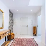 The Apartment With The Garden Studio