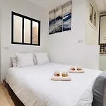 Old Town Discovery-Breakfast-Central-Self Check-In