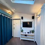 Midnight Blue - Heart Of - Breakfast - Ac -wi-fi Apartment