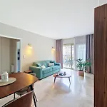 Nestor&Jeeves - Le Victoria - Central - Terrace