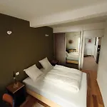 Cozy 50 M2 - Balcony & Air Conditioning! Heart Of Old Nice