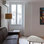 Beautiful apartment, Port de Nice,Place du Pin 45 m2