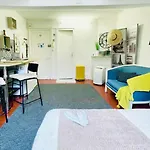 Central Studio By The Sea