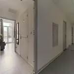 City Center - Charming Studio - 2 Mn Station Train