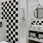 Quietude - Studio Calme Avec Vue Jardin En Hyper Centre De Nice