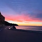 Charming Quiet Apartment - Liberation Area And Near Tramway