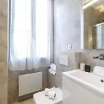 Cozy In Harbor - Garibaldi Square Apartment