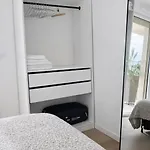 Luxury With Balcony & Rooftop *