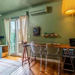 Apartment Cozy Close To Train Station *