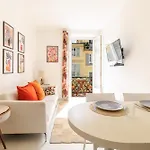 Sunny, Central,balcony, Steps Away From Sea Front Apartment *