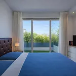 Luxury - Rooftop & Jacuzzi Apartment *