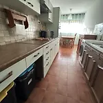 Great 50m Tramway Station Apartment