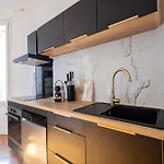 Apartment Grand 2p 52m2 Centre Nice-gare 3min-clim-6 Pers-plage 8min Nice