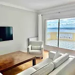 With Large Terrace & Sea View Over Apartment *