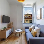 Apartment Cozy In Harbor - Garibaldi Square