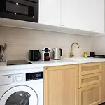 Wehost D2 - Smart & Chic Loft, 3 Mins To Beaches Nice