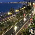 Promenade Des Anglais-2 Mins Walk To Beach- Charming Duplex -air Conditioning Wi-fi Apartment