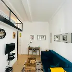 Apartment Bright Modern Studio, Port, Walk To Tram And Beach! *