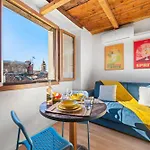 Le Panoramique - Vieux-nice Apartment *