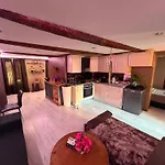 Beautiful Apartament 2 Piece Nice Center