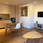 Beautiful apartment, Port de Nice,Place du Pin 45 m2