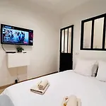 Old Town Discovery-Breakfast-Central-Self Check-In