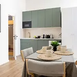 Wehost D3 - La Cour Du Sauna 2 Beds, 4 People Apartment Nice