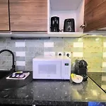 Apartment Wehost Clemenceau Sunny Palace 4 Pers 1 Bedroom