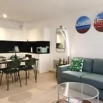 Apartment Time - Chic With Sunny Terrace, Port *