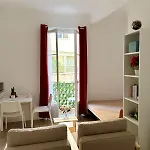 Apartment Avec Balcon - Centre-ville & A 2 Min Nice
