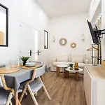Apartment Wehost D2 - Smart & Chic Loft, 3 Mins To Beaches Nice