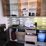 Wehost Clemenceau Sunny Palace 4 Pers 1 Bedroom Apartment *