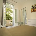Stylish 1-Bedroom Minutes From Beach&Promenade