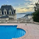 With Large Terrace & Sea View Over Apartment *