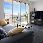Apartment Luxury With Balcony & Rooftop *
