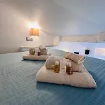 Midnight Blue - Heart Of - Breakfast - Ac -wi-fi Apartment Nice