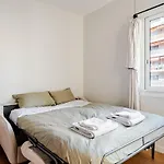 Modern & Designer - Absolutely Quiet * Nice