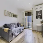 Promenade Des Anglais-2 Mins Walk To Beach- Charming Duplex -air Conditioning Wi-fi Apartment Nice