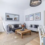 Wide & 3 Bdr - Ac & Balcony Apartment