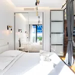 Super Flat In Carre D'or - 1 Minute From The Sea Apartment *