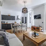 Wide & 3 Bdr - Ac & Balcony * Nice