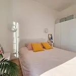 Bright Artist\'S Apartment On Nice Hills