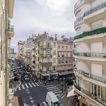 Wide & 3 Bdr - Ac & Balcony *